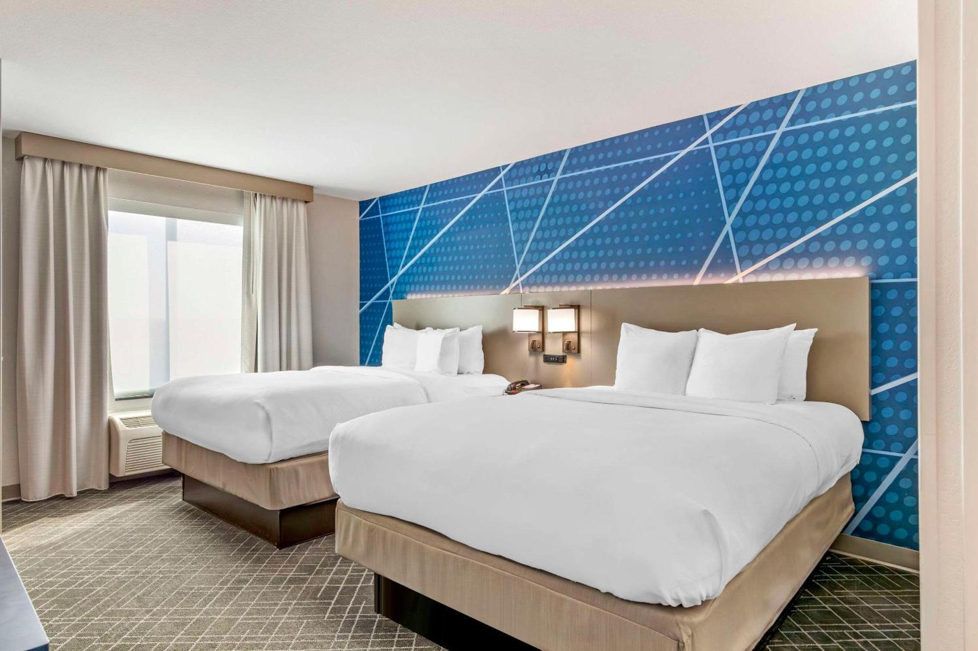Comfort Suites Whitsett - Greensboro East Dış mekan fotoğraf