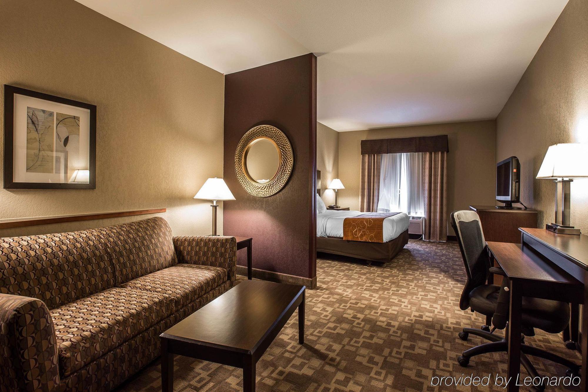 Comfort Suites Whitsett - Greensboro East Dış mekan fotoğraf
